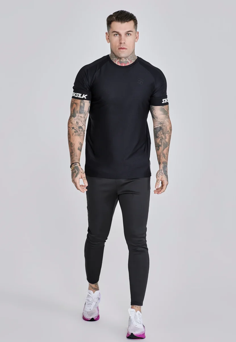Black Tech T-Shirt – Bild 4